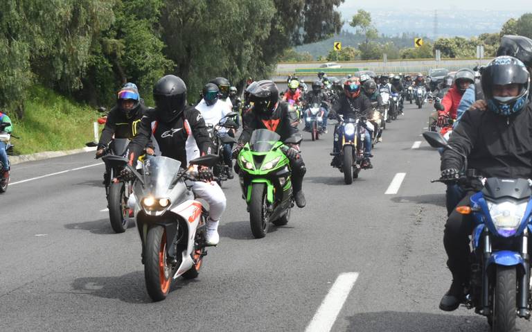 Caravana biker en honor a las v ctimas del accidente en la M xico